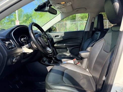 Used 2021 Jeep Compass Limited AWD/4WD image 6