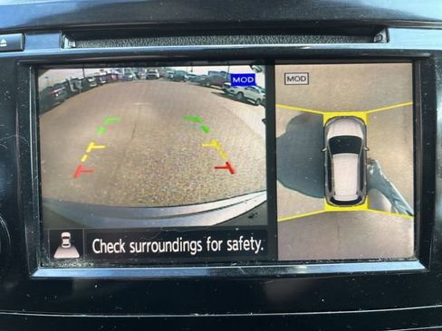 Used 2020 Nissan Rogue SV w/ Premium Package image 25