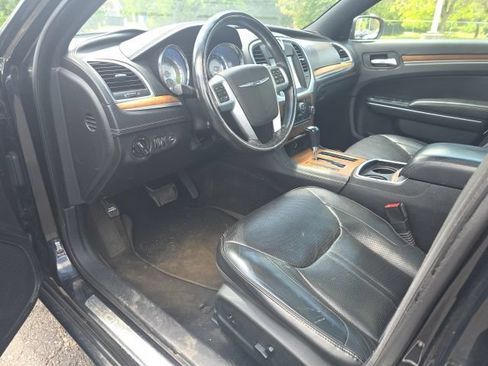 Used 2013 Chrysler 300 C w/ Harman Kardon Audio Group AWD/4WD image 9
