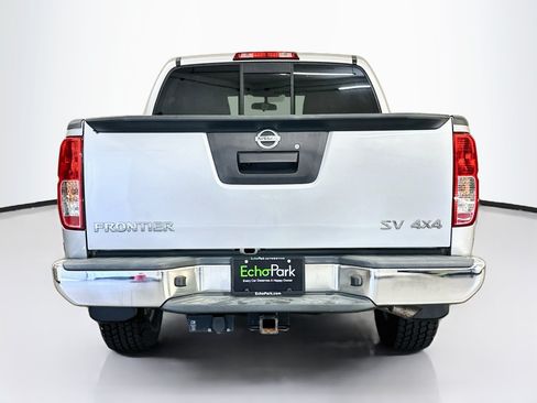 Used 2020 Nissan Frontier SV w/ SV Utility Package AWD/4WD image 7