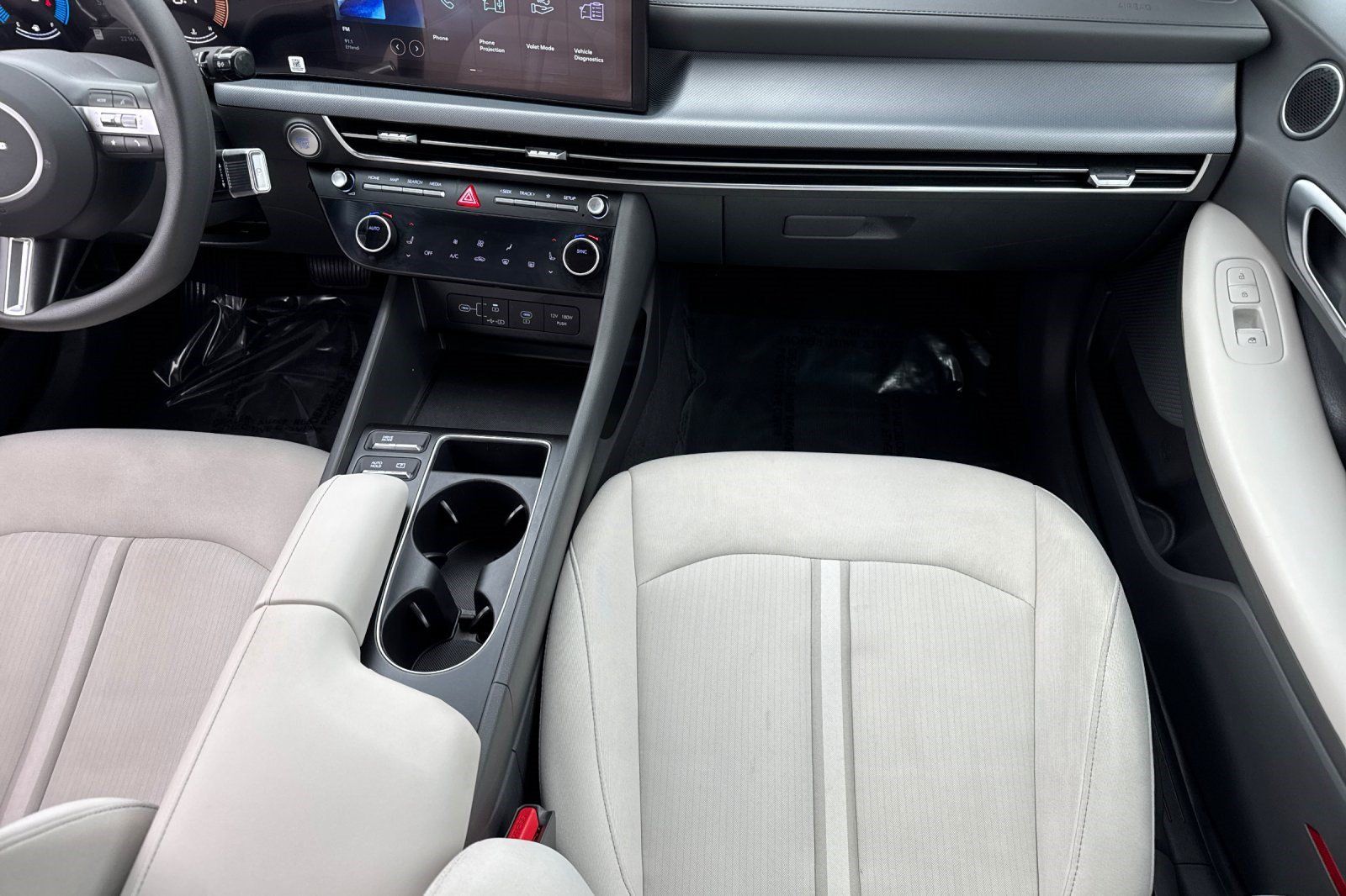 Used 2024 Hyundai Sonata SEL FWD image 28