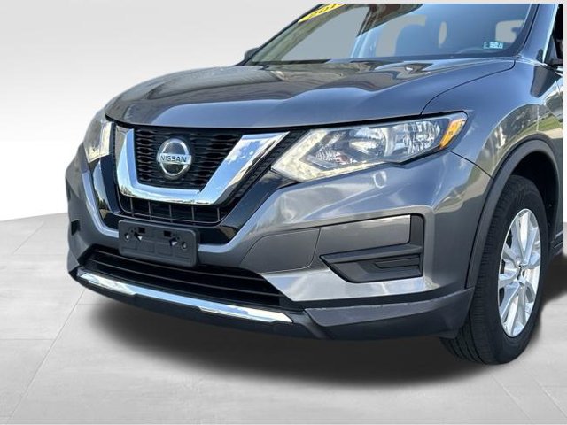 Used 2018 Nissan Rogue SV AWD/4WD image 9