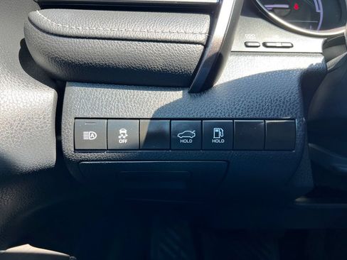 Used 2023 Toyota Camry SE FWD image 15