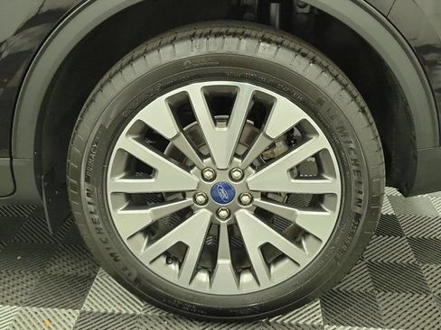 Used 2021 Ford Escape Titanium w/ Class II Trailer Tow Package AWD/4WD image 12