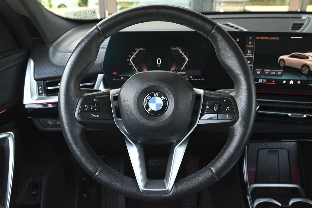 Used 2025 BMW X2 xDrive28i AWD/4WD image 22