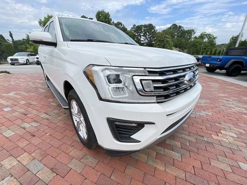 Used 2020 Ford Expedition XLT w/ Equipment Group 202A RWD image 22