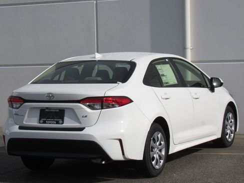 New 2026 Toyota Corolla LE FWD image 6