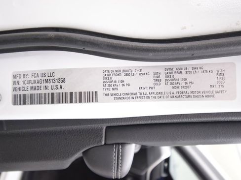 Used 2021 Jeep Grand Cherokee L Laredo w/ Luxury Tech Group I image 32