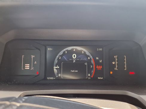 Used 2025 Toyota Tacoma SR5 RWD image 32
