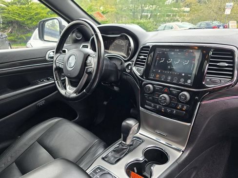 Used 2021 Jeep Grand Cherokee Limited AWD/4WD image 13