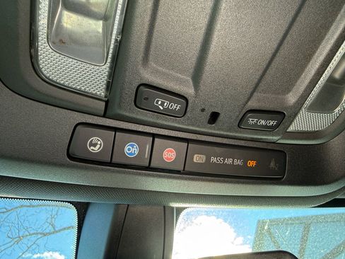 Used 2021 GMC Sierra 1500 AT4 image 15