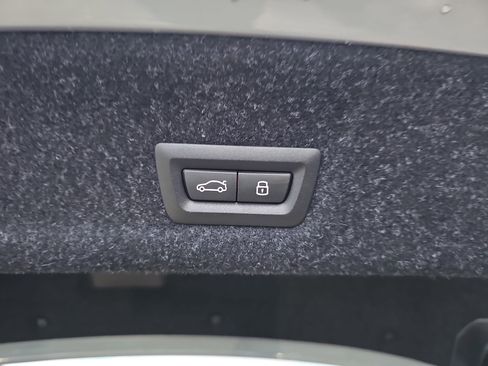 New 2026 BMW 330i Sedan w/ M Sport Package image 14