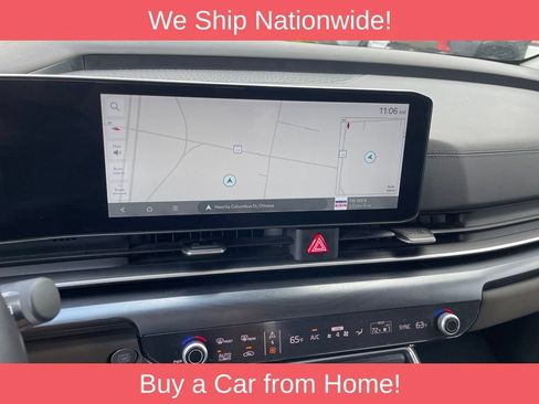 Used 2025 Kia Carnival FWD image 21
