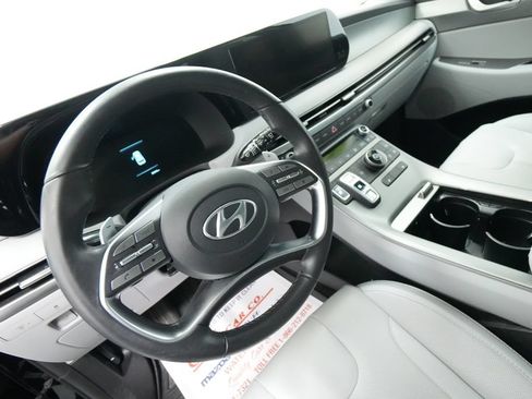 Used 2024 Hyundai Palisade SEL FWD image 12