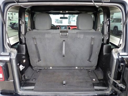 Used 2021 Jeep Wrangler Rubicon image 7