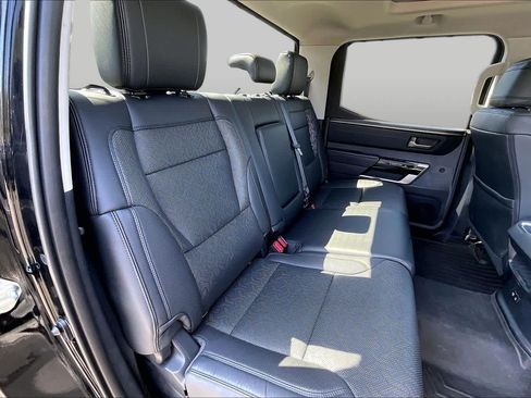Used 2024 Toyota Tundra Limited AWD/4WD image 18