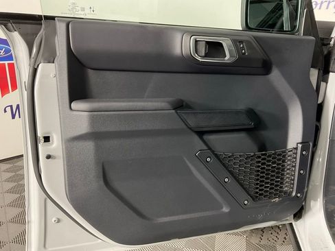 New 2026 Ford Bronco Badlands image 12