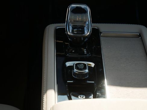 New 2026 Volvo XC90 B6 Plus w/ Protection Package AWD/4WD image 9