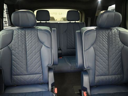 New 2026 Cadillac Vistiq Premium Luxury w/ LPO, Floor Liner Package image 14