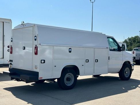New 2025 Ford E-350 and Econoline 350 Super Duty w/ Power Equipment Group image 3