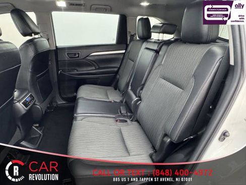 Used 2019 Toyota Highlander Plus image 40