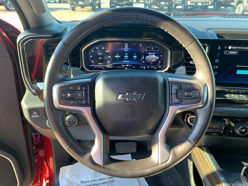 Used 2025 Chevrolet Silverado 1500 RST w/ Z71 Off-Road Package AWD/4WD image 26