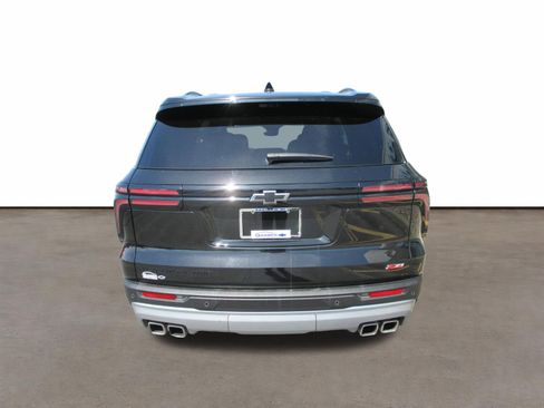 Used 2024 Chevrolet Traverse Z71 w/ Enhanced Driving Package AWD/4WD image 4