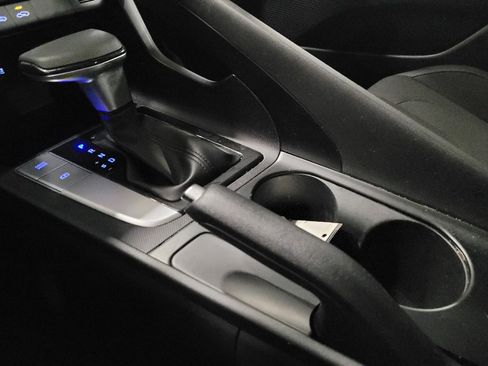 Used 2023 Hyundai Elantra SEL w/ Cargo Package image 26