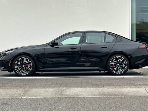Used 2024 BMW i5 eDrive40i w/ Executive Package RWD image 6