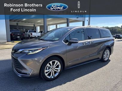Used 2021 Toyota Sienna Platinum