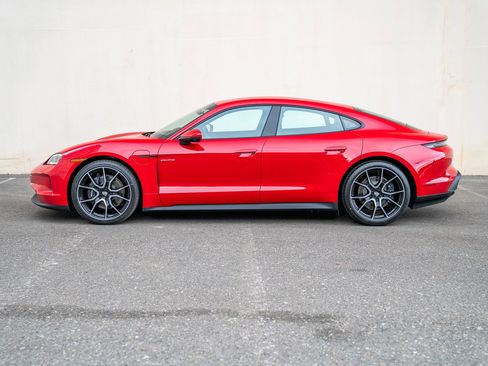 New 2025 Porsche Taycan image 2