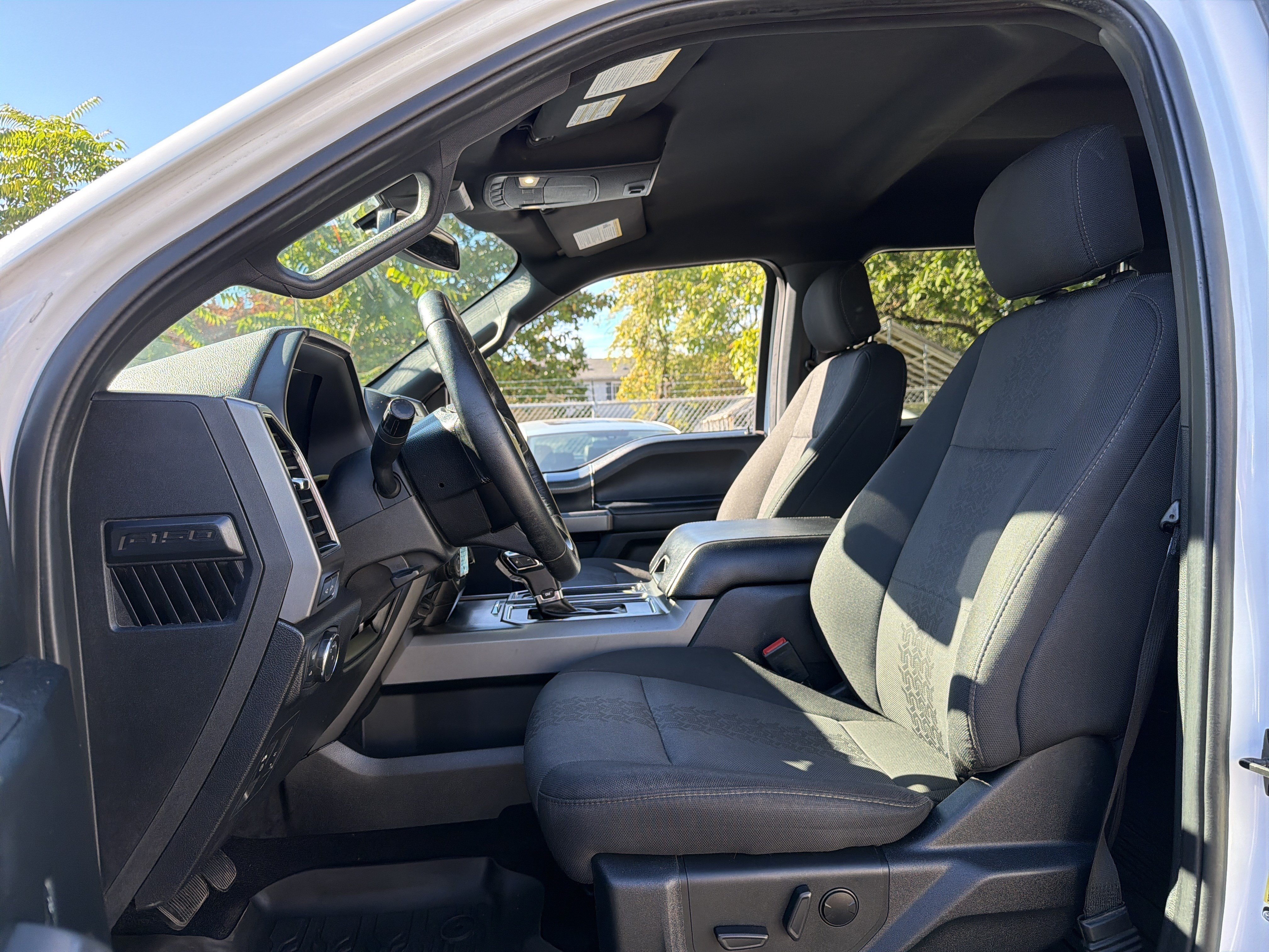 Used 2019 Ford F150 XLT w/ Equipment Group 302A Luxury AWD/4WD image 8