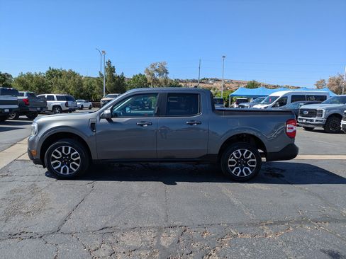 Used 2022 Ford Maverick Lariat FWD image 7