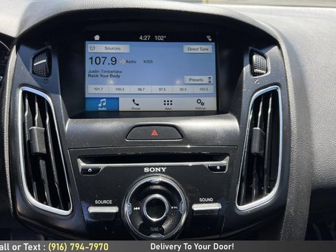 Used 2017 Ford Focus SEL FWD image 16