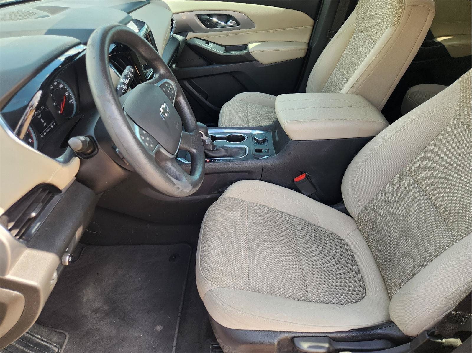 Certified 2022 Chevrolet Traverse LS w/ Midnight/Sport Edition FWD image 13