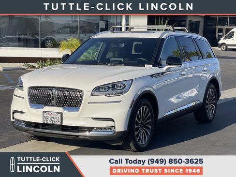 Certified 2022 Lincoln Aviator Reserve w/ Equipment Group 201A image 3