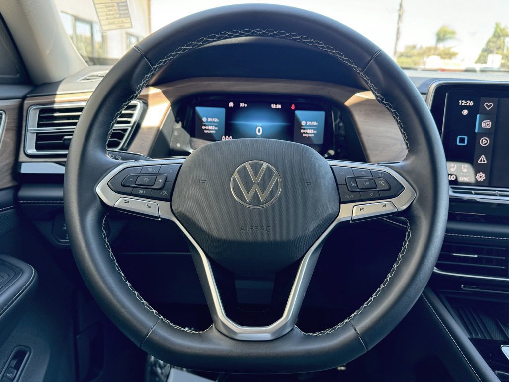 Used 2025 Volkswagen Atlas SE FWD image 10