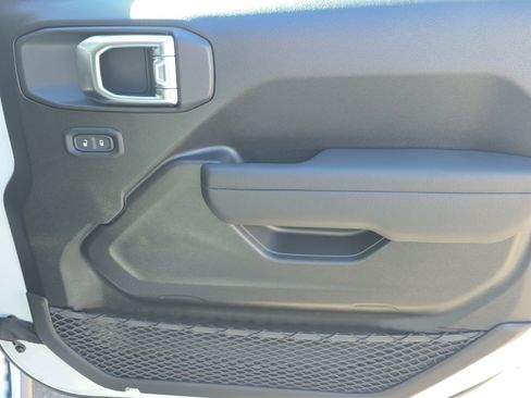 New 2026 Jeep Gladiator Willys image 33