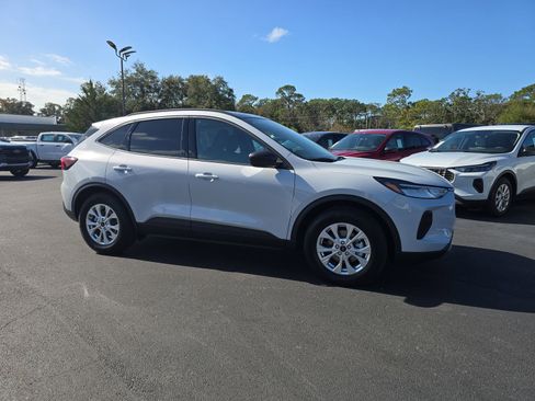 New 2026 Ford Escape Active w/ Tech Pack #1 FWD image 2
