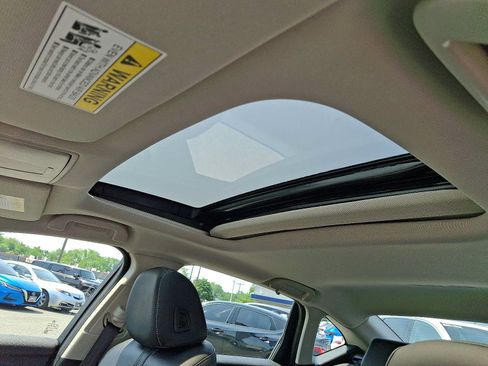 Used 2023 Acura TLX w/ Technology Package FWD image 15