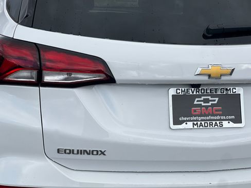 Used 2024 Chevrolet Equinox LT AWD/4WD image 49
