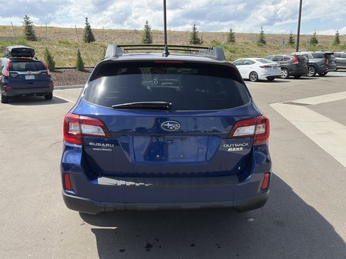 Used 2017 Subaru Outback 2.5i Premium AWD/4WD image 18
