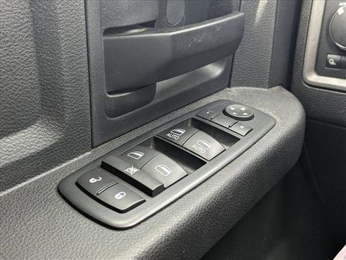 Used 2017 RAM 2500 Tradesman w/ Chrome Appearance Group AWD/4WD image 7