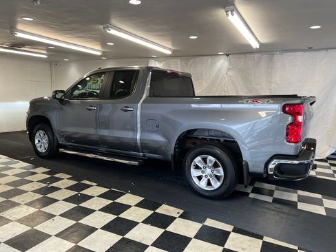 Used 2021 Chevrolet Silverado 1500 LT AWD/4WD image 8