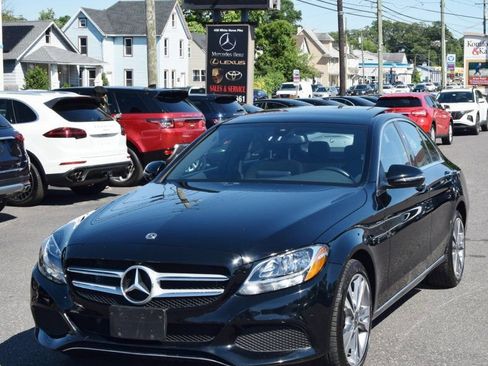Used 2018 Mercedes-Benz C 300 4MATIC Sedan image 2