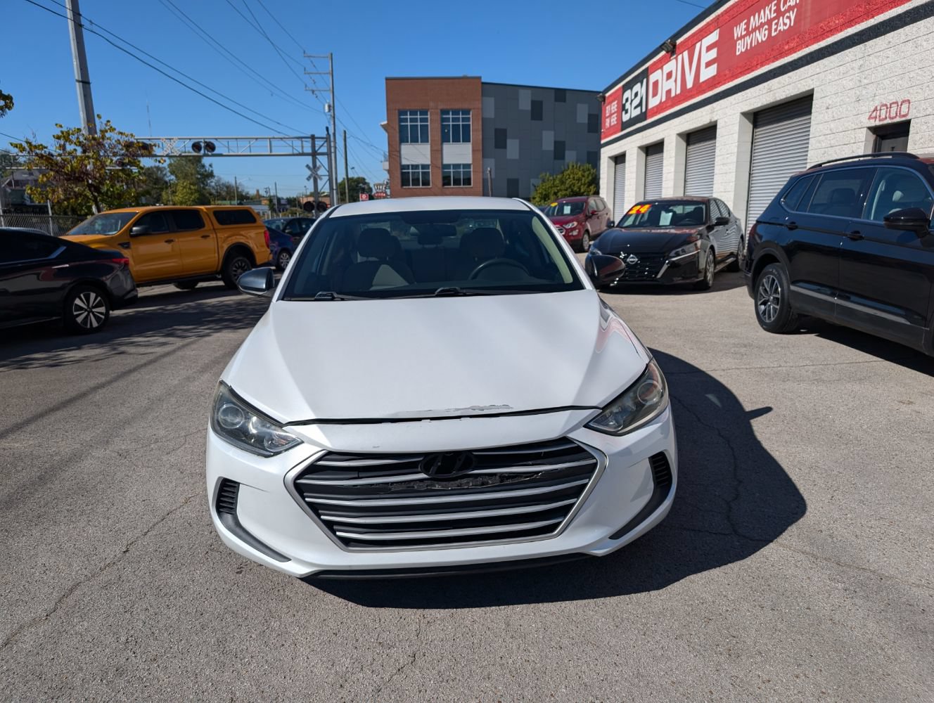 Used 2017 Hyundai Elantra SE FWD image 4