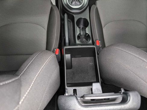 Certified 2023 Kia Forte LXS image 21