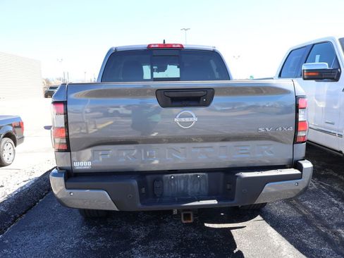 Used 2023 Nissan Frontier SV w/ SV Convenience Package image 9