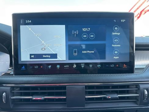 Used 2024 Lincoln Corsair AWD w/ Equipment Group 101A image 10