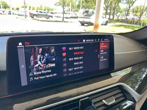 Used 2023 BMW 540i w/ M Sport Package RWD image 7